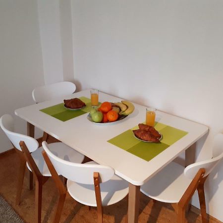 Brezno - 2 Izbovy Apartman Dış mekan fotoğraf