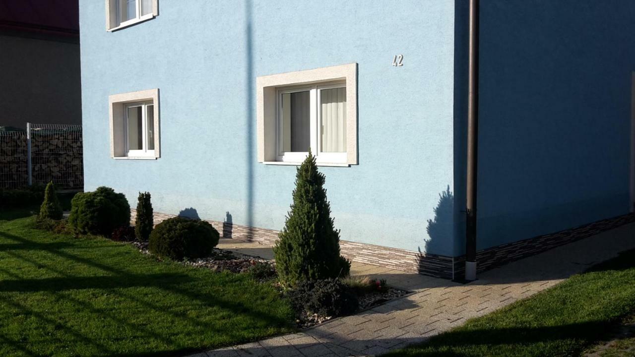 Brezno - 2 Izbovy Apartman Dış mekan fotoğraf