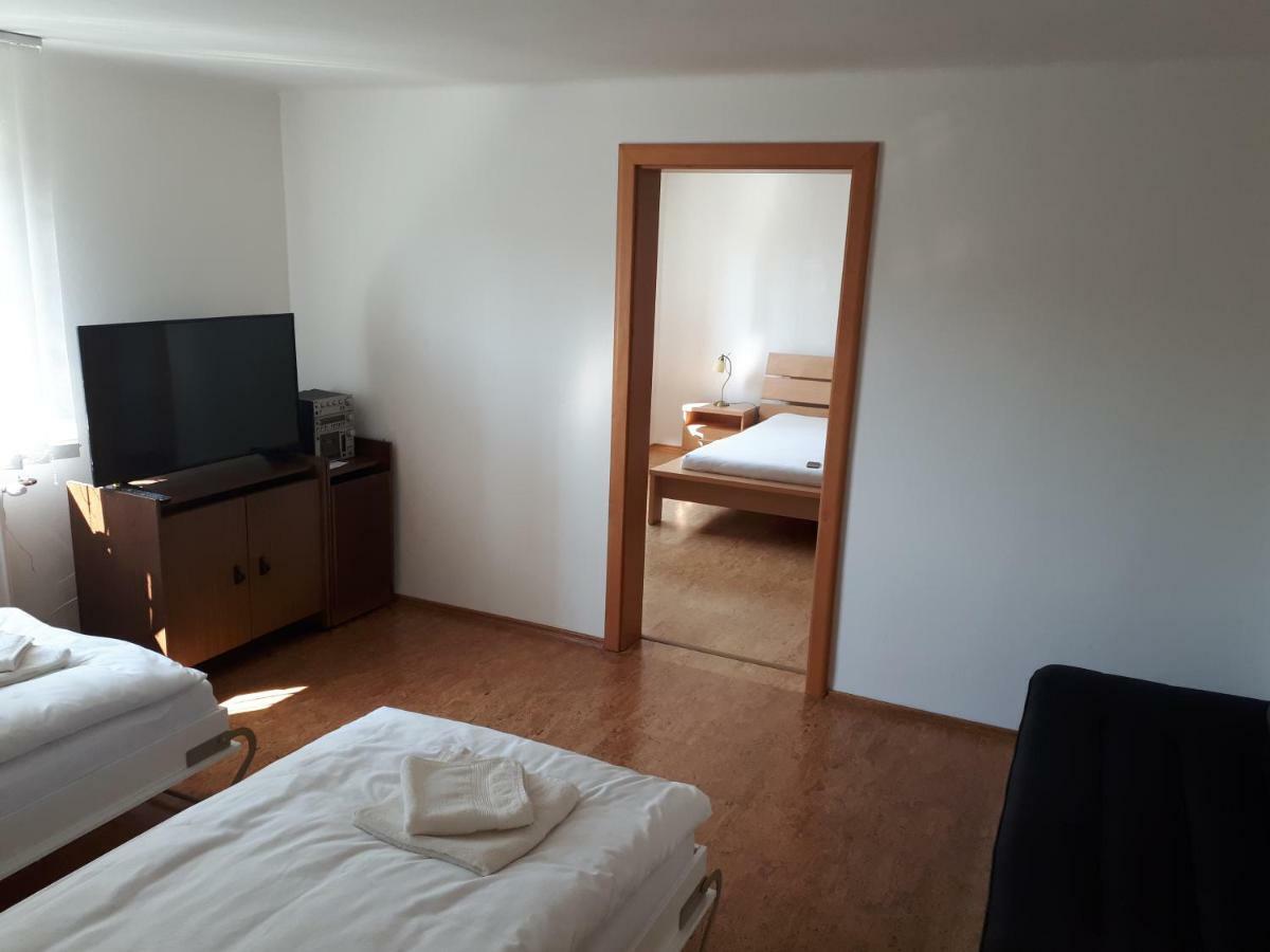 Brezno - 2 Izbovy Apartman Dış mekan fotoğraf